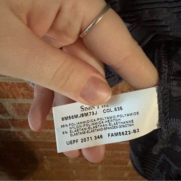 Armani Collezioni Gray Patterned Basic Short Sleeve Shirt Size Large - Picture 5 of 7